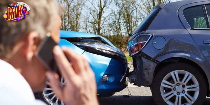 Nằm mơ thấy tai nạn có nhiều lý giải theo từng trường hợp.